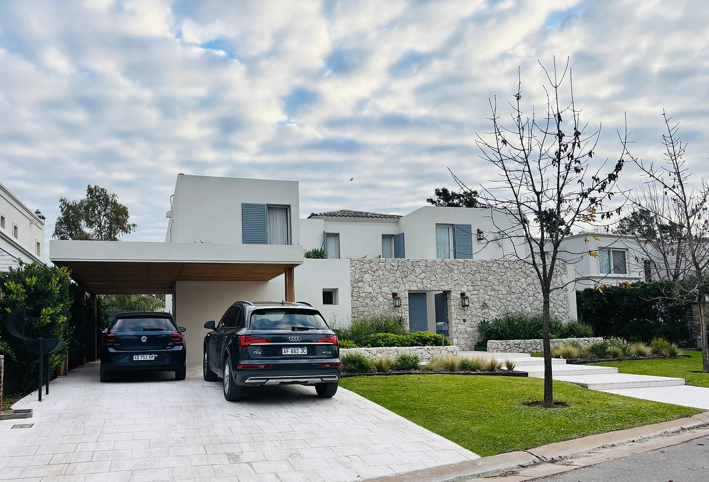 Casa Loly & Mata — Barrio El Encuentro, obra de Estudio TIC
