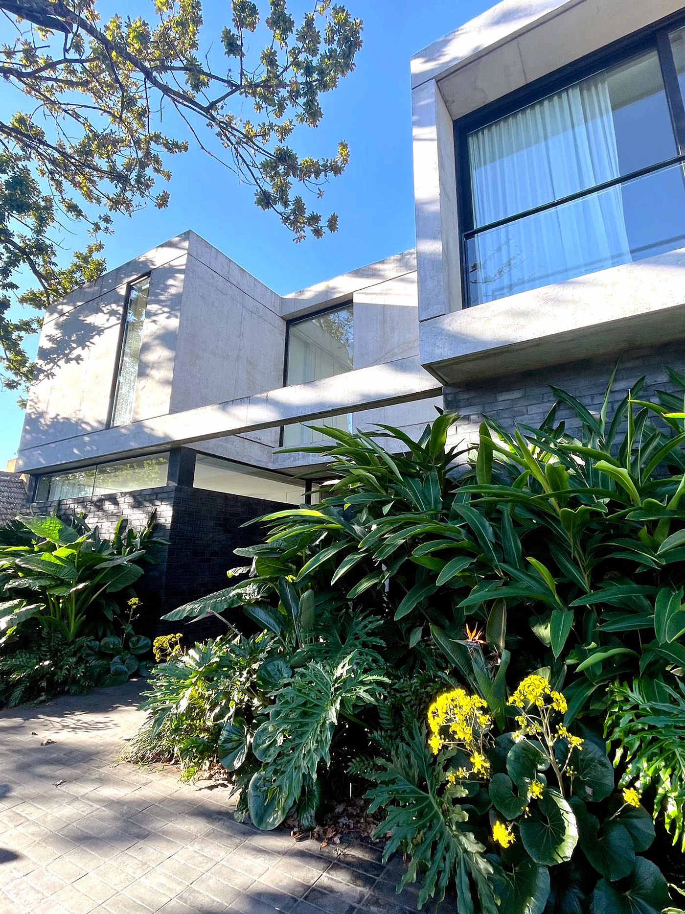 Fachada de Casa Ro & Tic, proyecto de Estudio TIC